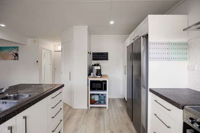 46 Elmwood Crescent Pukete_4