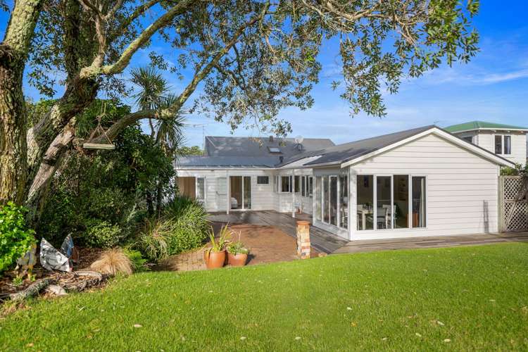 10 Seabreeze Road Narrow Neck_20