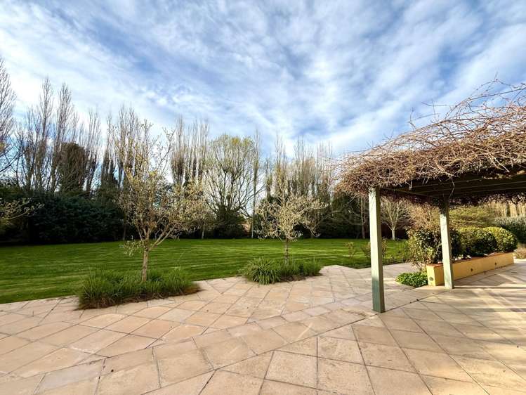 279 Wooldridge Rd Harewood_38