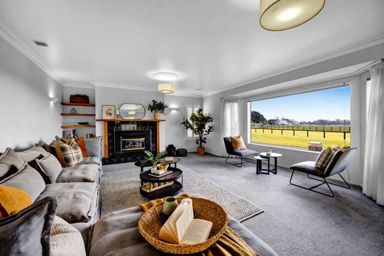 7 Saddle Row Welbourn_9