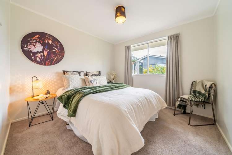 44 California Drive Totara Park_12