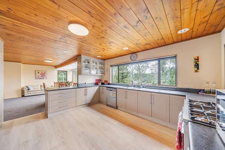 10 Plantagenet Grove Kingsley Heights_8