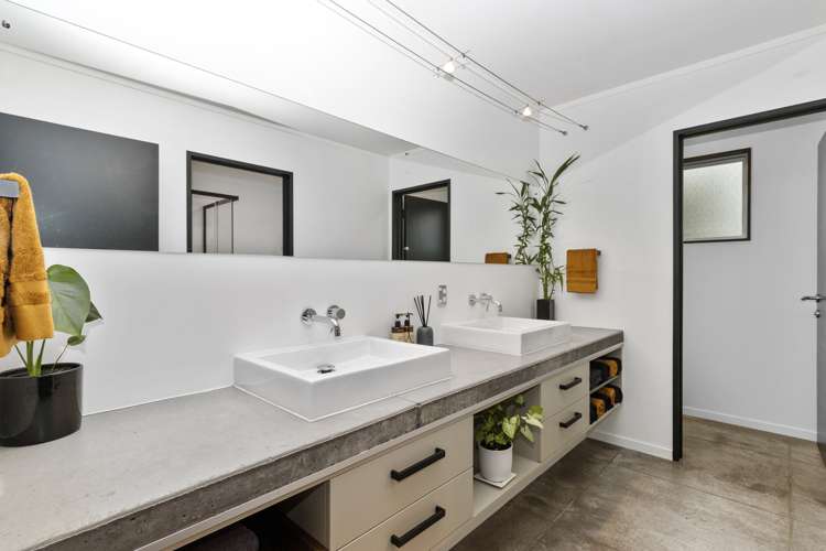 716 Rukuhia Road Ngahinapouri_16