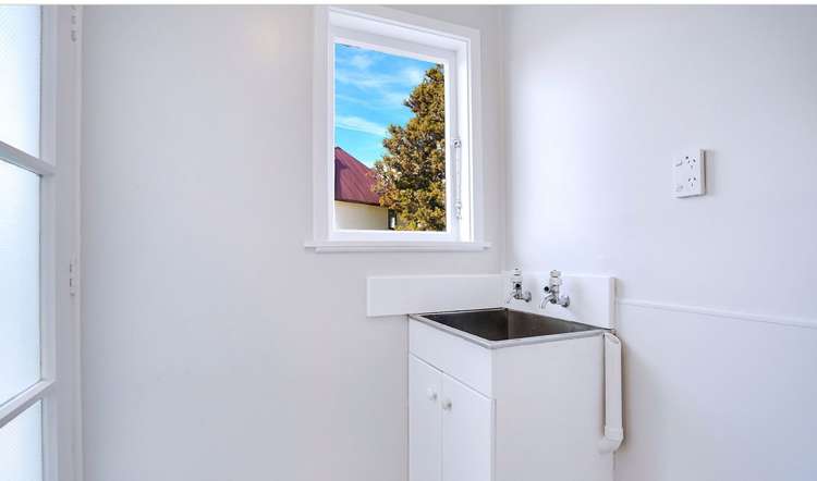 48 Cameron Road Hamilton East_11