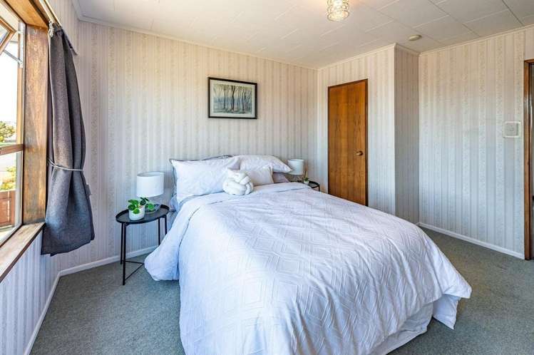 19 Akepiro Place 1230_9