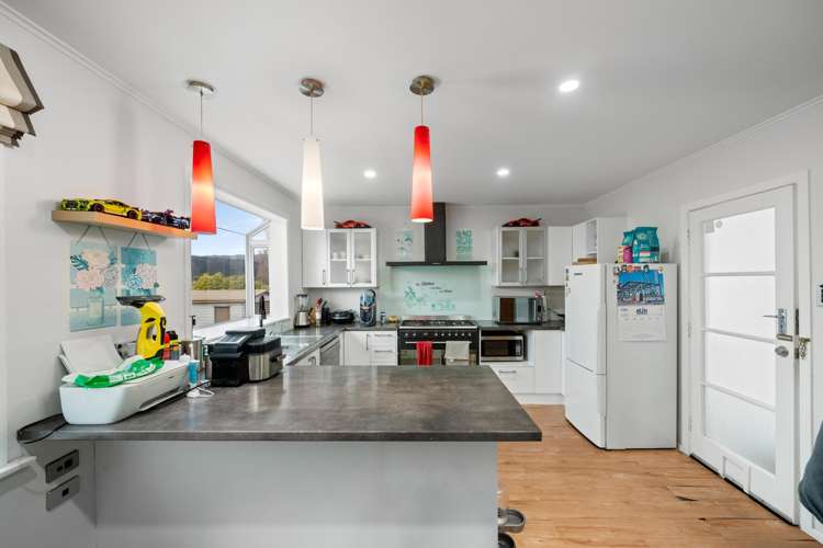62 Karaka Street Wainuiomata_6