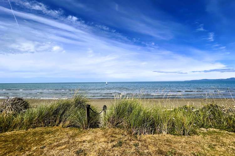 44 Bishop Road Parapara_16