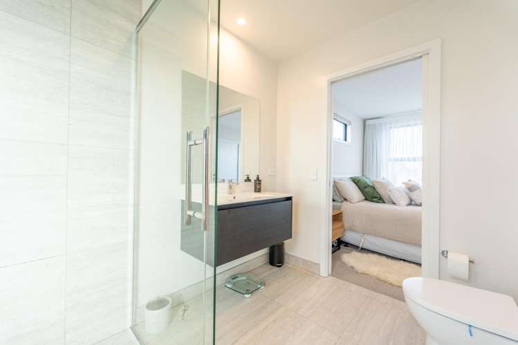 22 Charles Street Weston_16