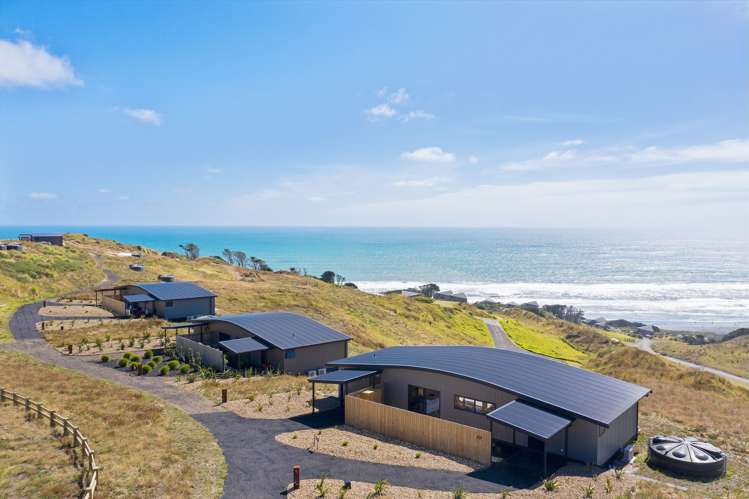 95/685 Karioitahi Road Waiuku_11