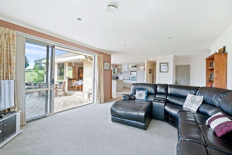 34 Lochiel Place Te Kamo_6