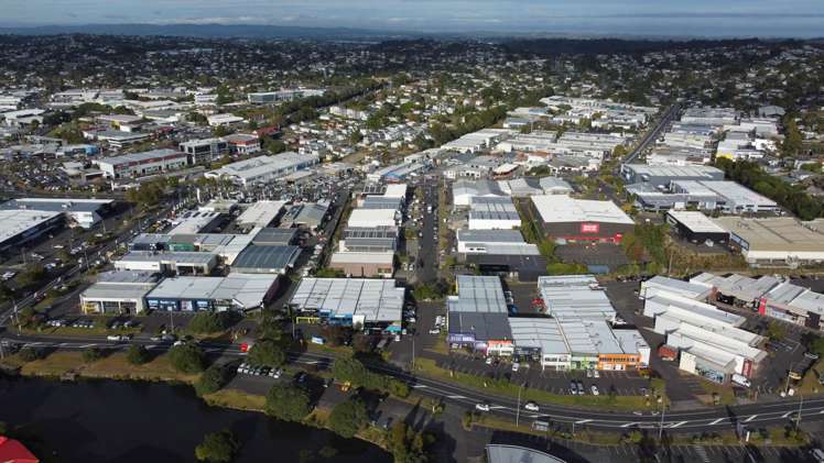 18 Kaimahi Road Wairau Valley_2