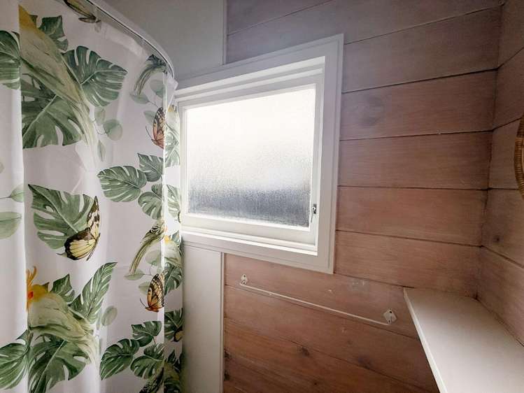 137 Richmond Avenue 1140_8