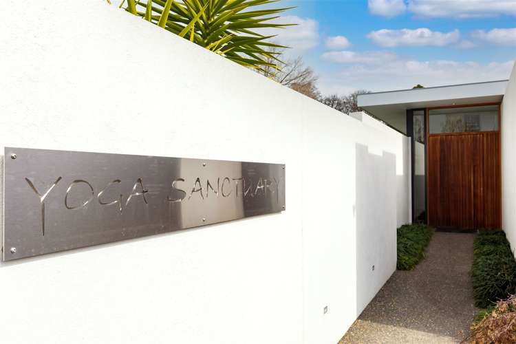 3 Helmores Lane Merivale_35