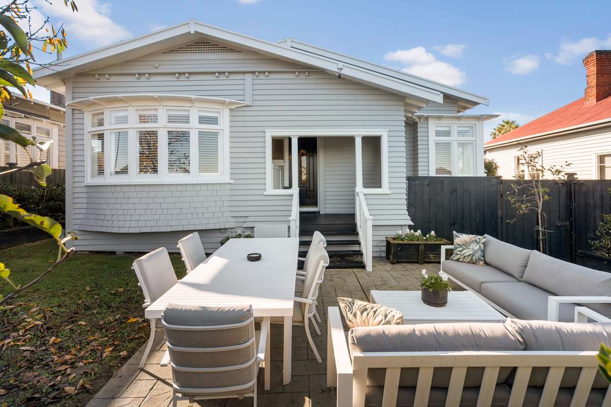 240 Mount Albert Road_0