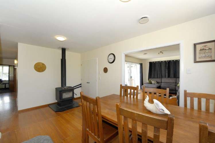 39 Dunstan Crescent Hornby_8