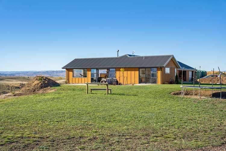 14 Crawford Lane Waikerikeri_17