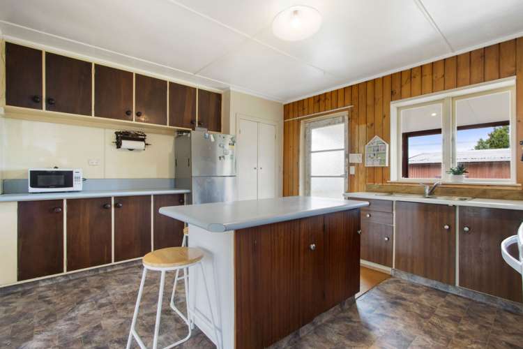 64 Consols Street Waihi_13