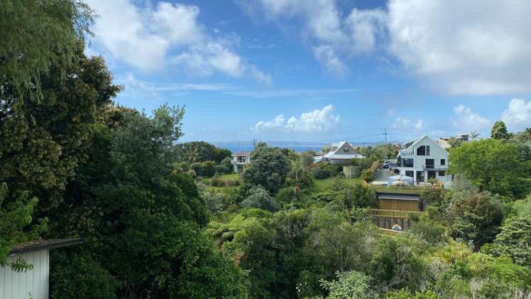 37 Totara Road Leigh_11