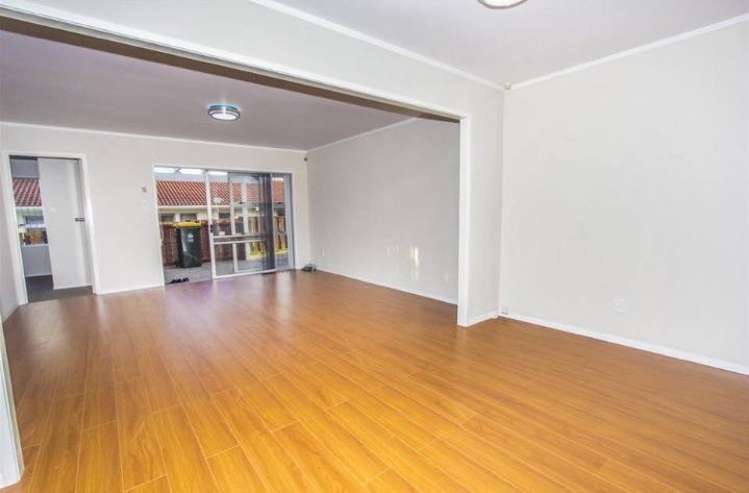 37 Sikkim Crescent Clover Park_7