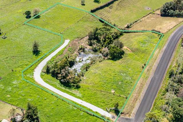 Karaka Lifestyle Land - 9,780sqm Opportunity