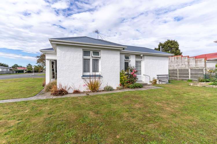 46 Queen Street Winton_13