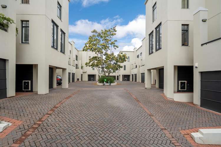 1/7 Cleveland Road Parnell_18