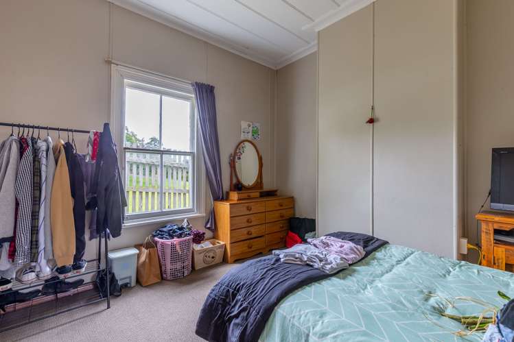 48 Totara Street Ravensbourne_11