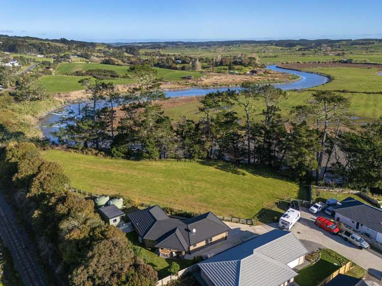 30 Kawariki Road Helensville_25