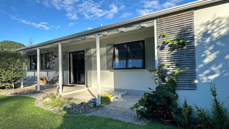 281 Colville Road_4