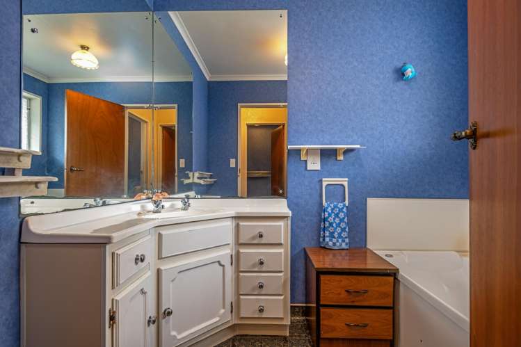 184 Amberley Avenue Highbury_11