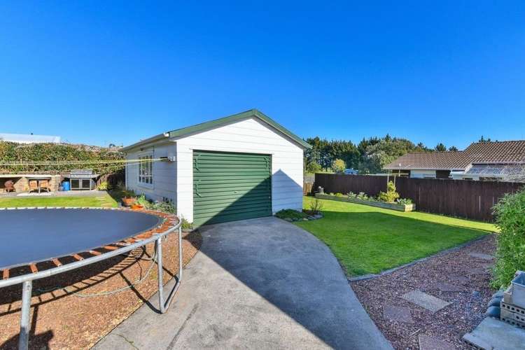 2/11 Hosking Place Clarks Beach_8