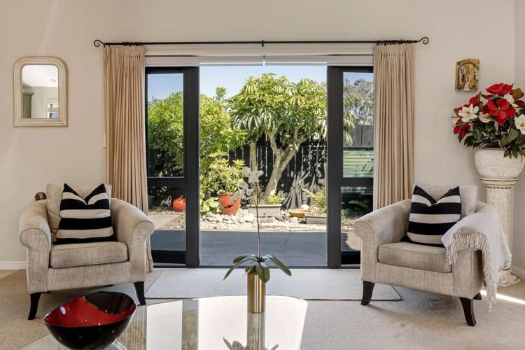 35 Mauritius Key Papamoa_9