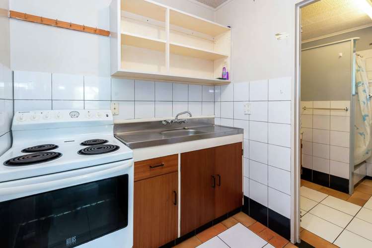 2/103 Botany Road Botany Downs_19