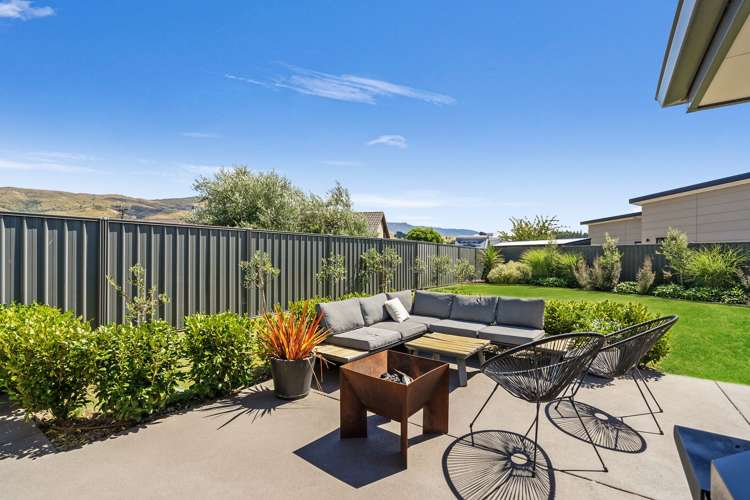 22 Magnetic Place Cromwell_2