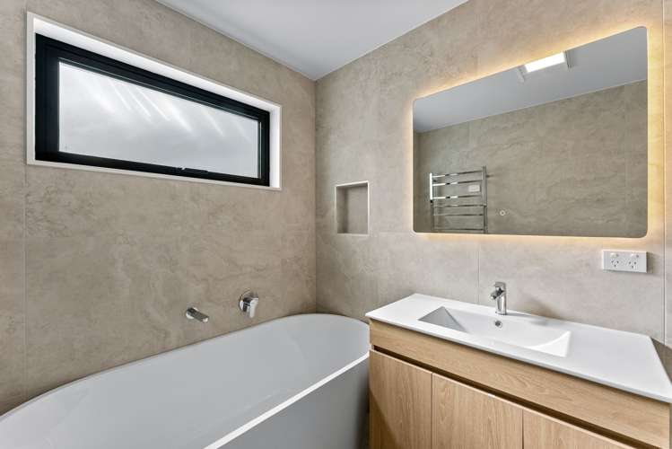 70 Marendellas Drive Bucklands Beach_8