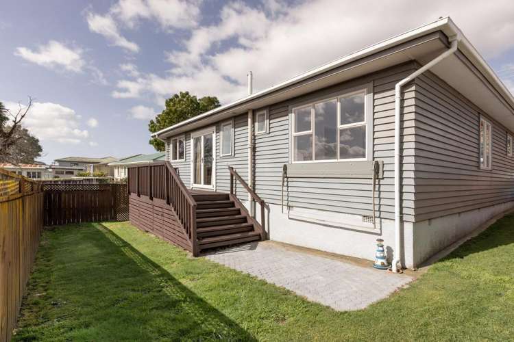 15 Dunlop Road Te Puke_17