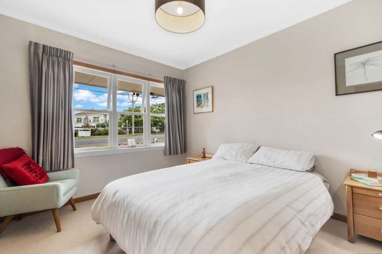 2/93 East Coast Road Castor Bay_9