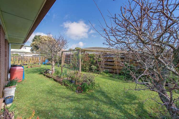 2/193 Queen Street Pukekohe_6