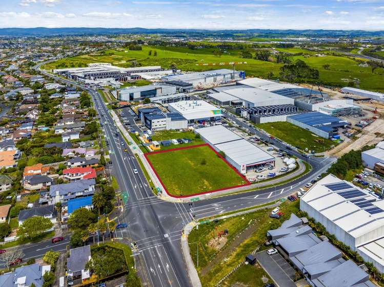 102 Hobsonville Road Hobsonville_1