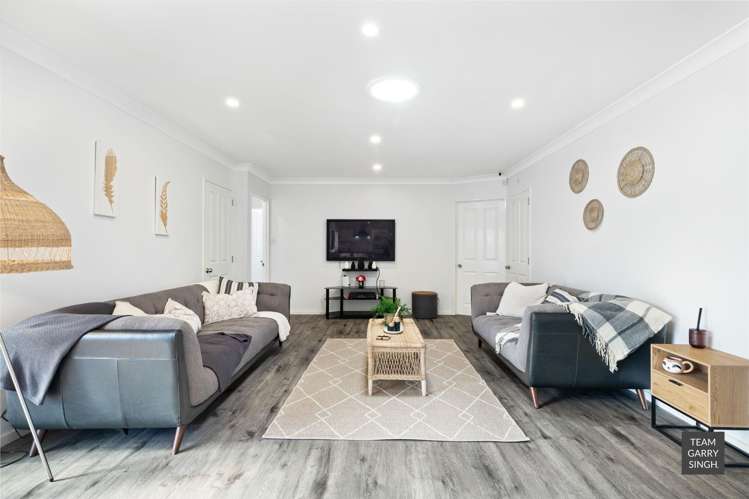 74 Longford Park Drive_5