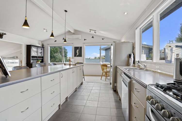 16 Gilshennan Valley Red Beach_9