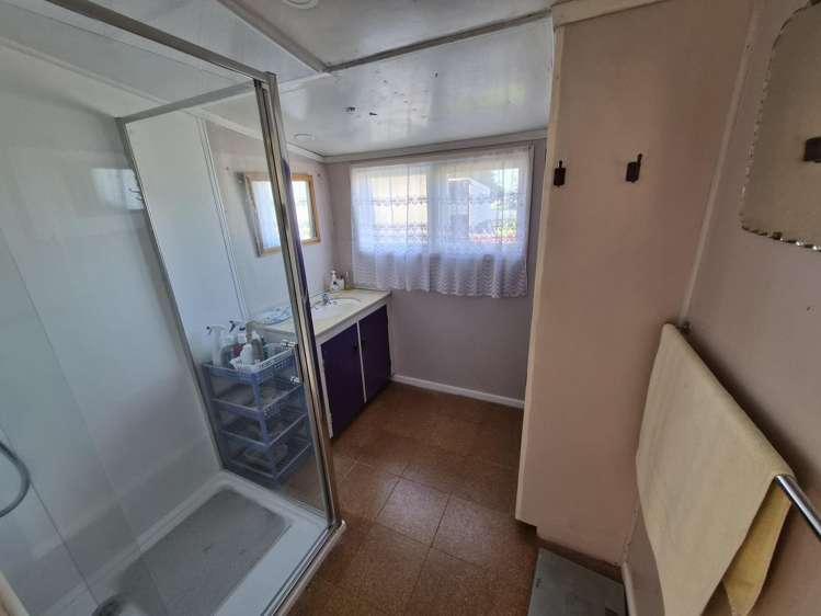 6590 Wilson Road Netherton_10