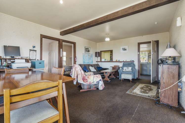 1 Junction Road Oneroa_10