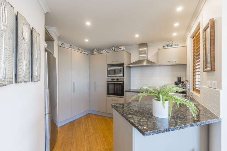 31/4 Seaview Road Paraparaumu Beach_7