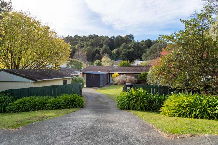 71 Blue Mountains Road Pinehaven_3