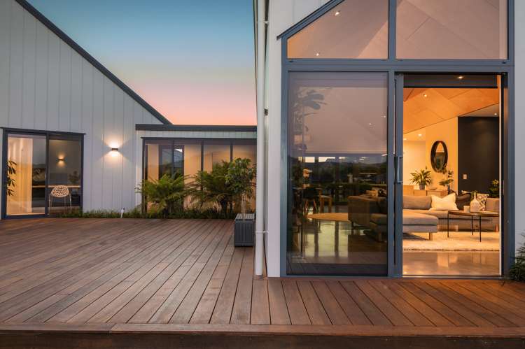 47 Baxter Michael Crescent Cambridge_16