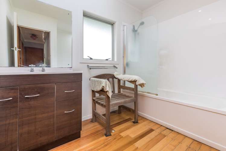 11a Brough Road Manurewa_10