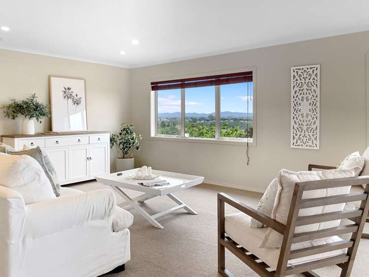 33 Philomel Crest Welcome Bay_27