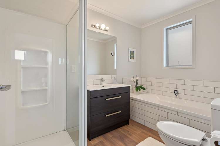 383B Ngatai Road Bellevue_13