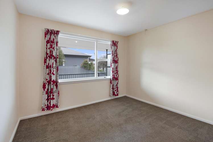 2/85 Hills Road Edgeware_5